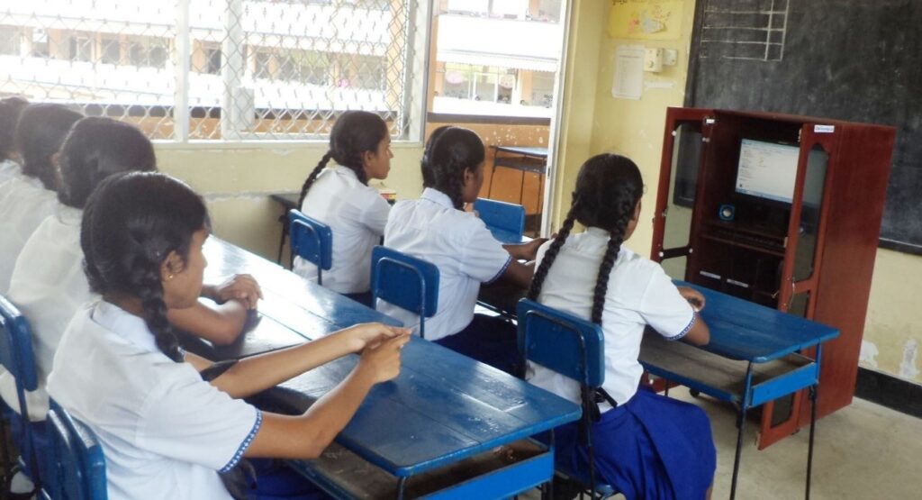Srilanka-Students-Education